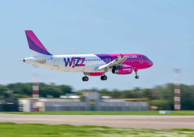 Un aereo Wizz Air in volo